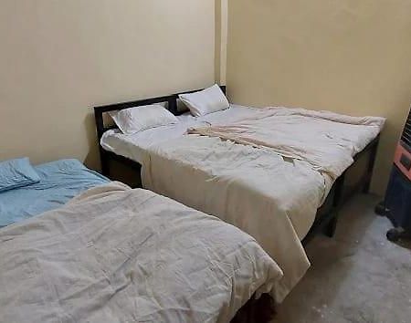 Hotel Shree Kashi Govardhan Dham Ujjain Exterior foto